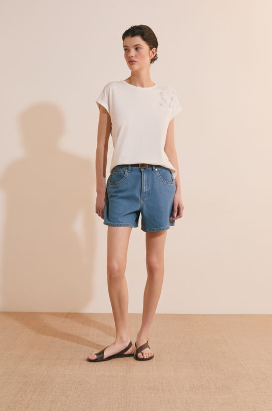 T-shirt en coton avec fleurs;${refinementColor}