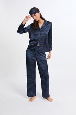 Pyjama 2 pi&egrave;ces &agrave; motifs avec masque;${refinementColor}