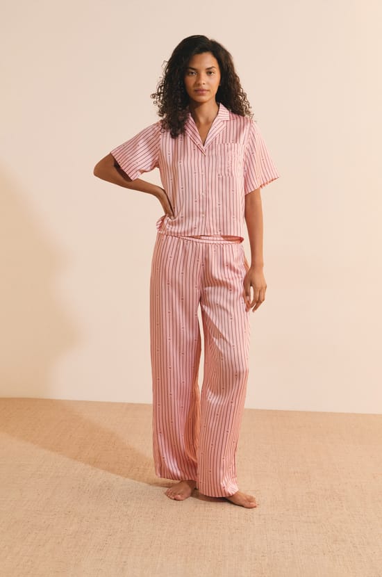 Pantalon satin&eacute; &agrave; rayures;${refinementColor}
