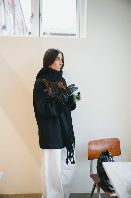 Look @cestclau;${refinementColor}