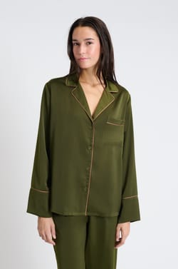 Chemise de pyjama satiné à imprimés;${refinementColor}