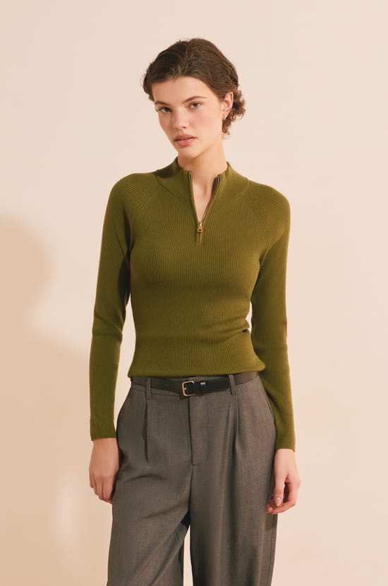 Pull c&ocirc;tel&eacute; manches longues avec col haut;${refinementColor}