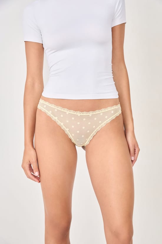 Culotte en dentelle &agrave; motifs;${refinementColor}