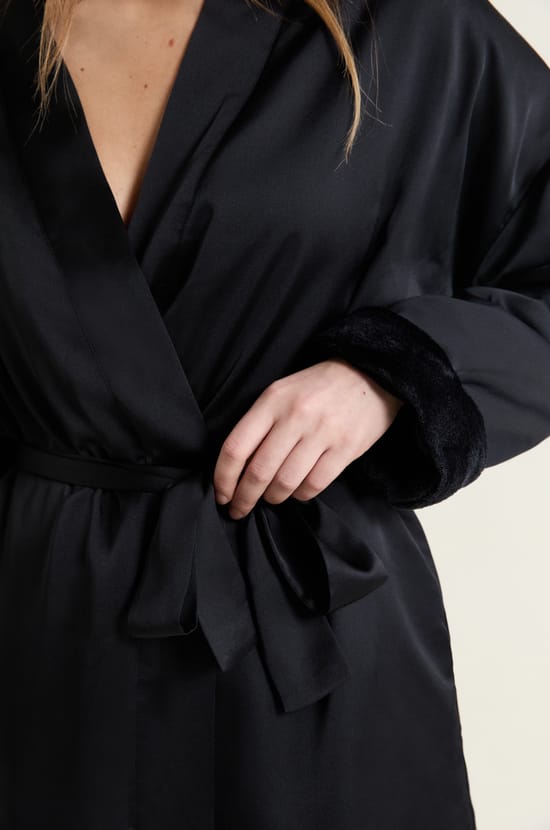 Fleece-Lined Robe;${refinementColor}