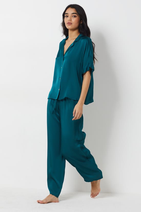 Wide Cut Satin Trousers;${refinementColor}