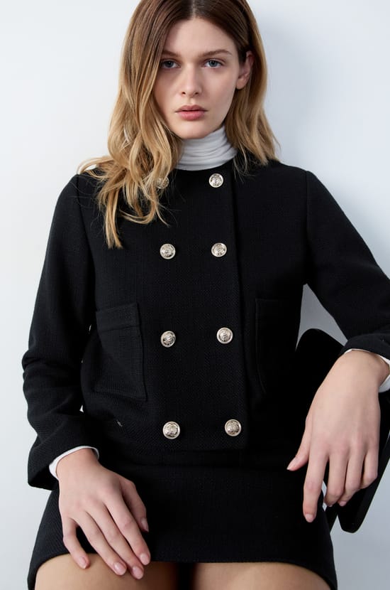 Chaqueta abotonada;${refinementColor}