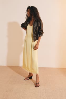 Blouson avec cordon &agrave; la taille;${refinementColor}