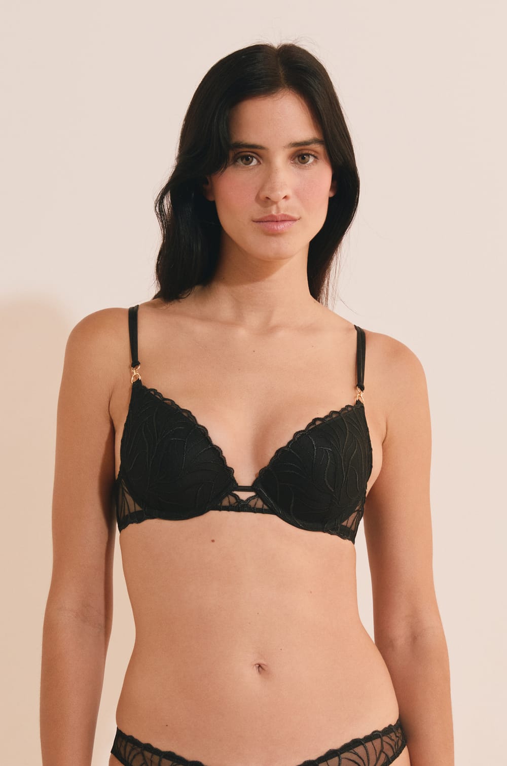 Bra N.2 - The Plunge Push-up in Floral Embroidery;${refinementColor}