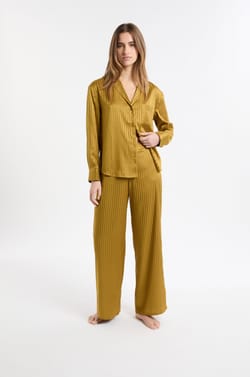 Pantalon de pyjama satinée à rayures;${refinementColor}