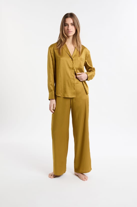 Pantalon de pyjama satinée à rayures;${refinementColor}