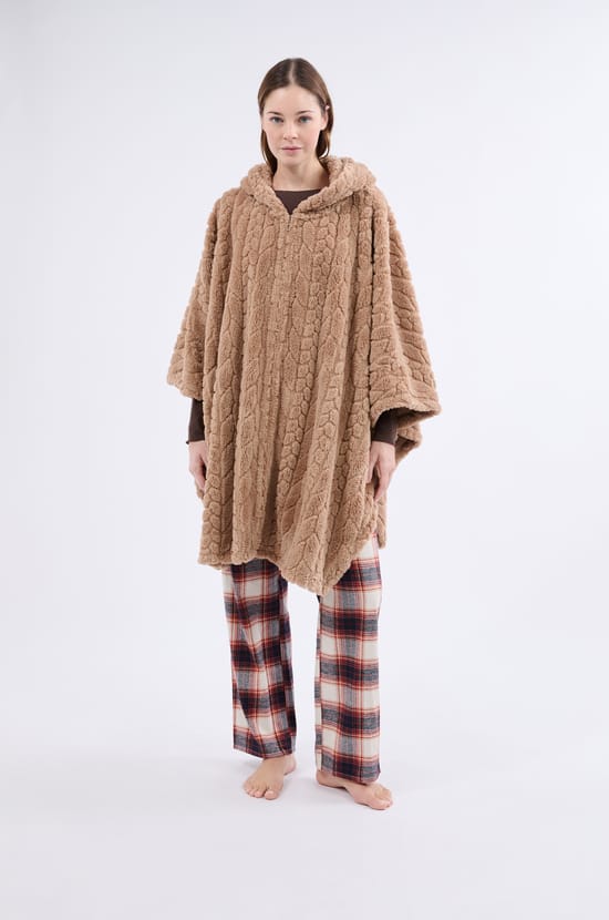 Poncho à manches 3/4;${refinementColor}