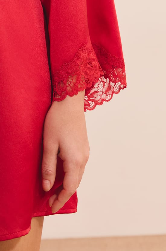 D&eacute;shabill&eacute; avec ceinture;${refinementColor}