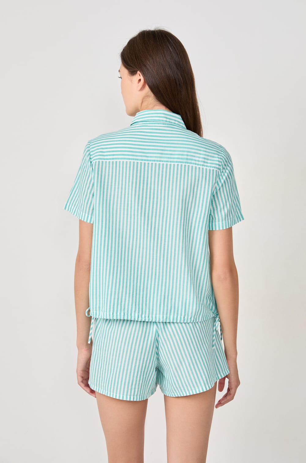 Gestreifte Pyjama-Bluse aus Baumwolle;${refinementColor}