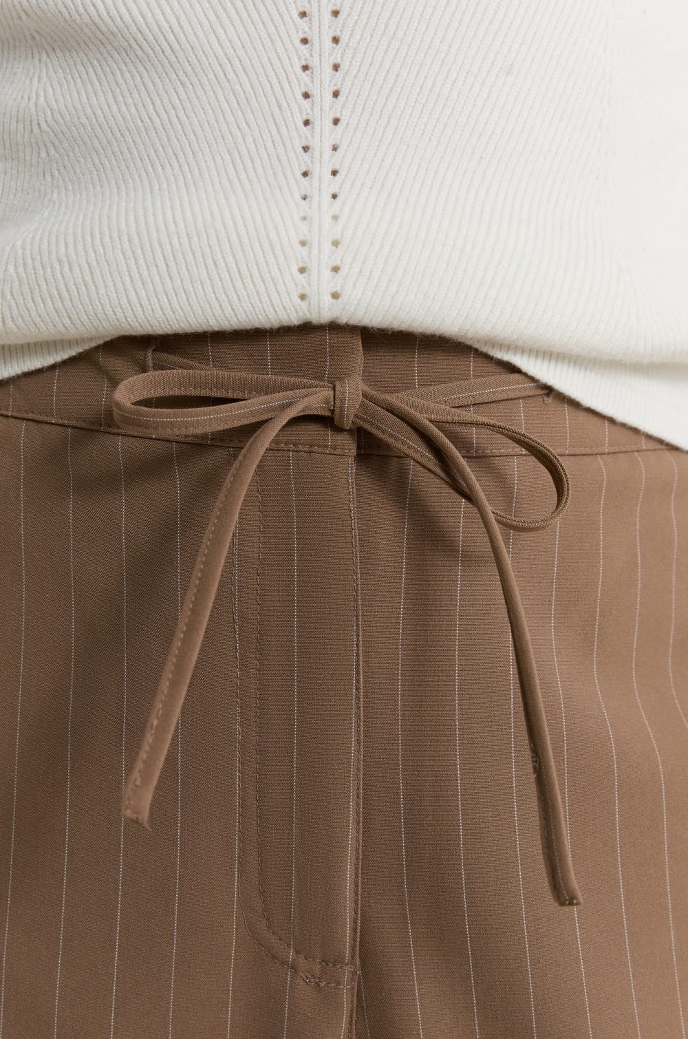 Pantalon &agrave; rayures;${refinementColor}