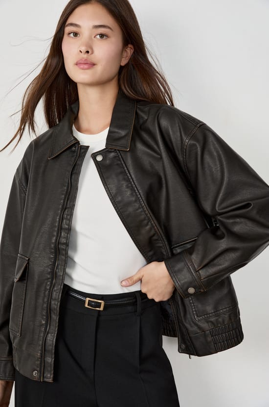 Veste effet cuir;${refinementColor}