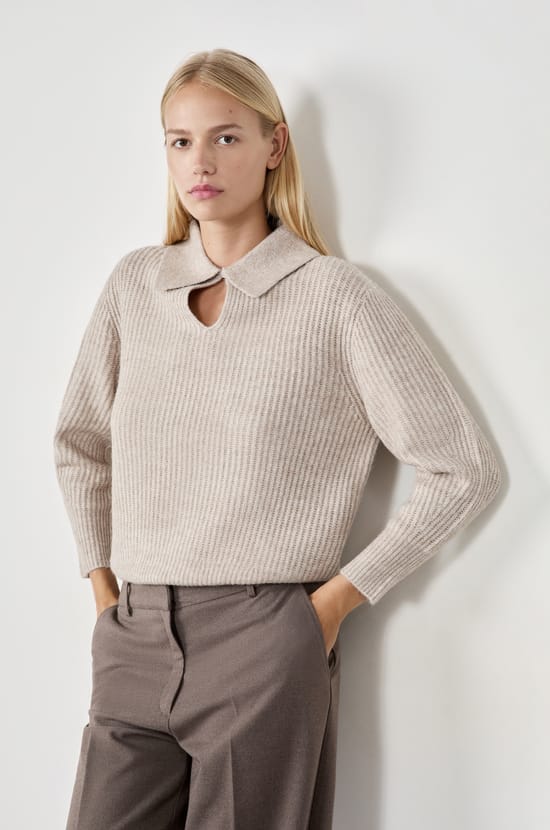 Pull manches longues;${refinementColor}