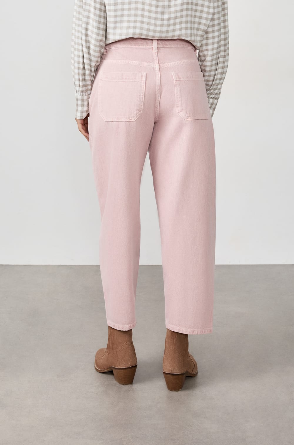 Jean coupe barrel;${refinementColor}