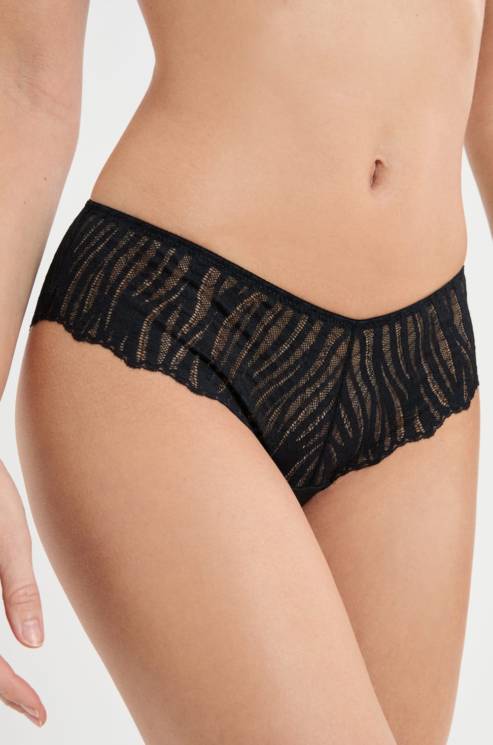 Lace Boyshorts;${refinementColor}