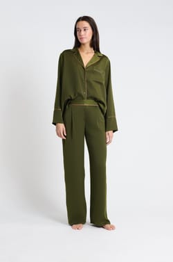 Pantalon de pyjama satiné;${refinementColor}