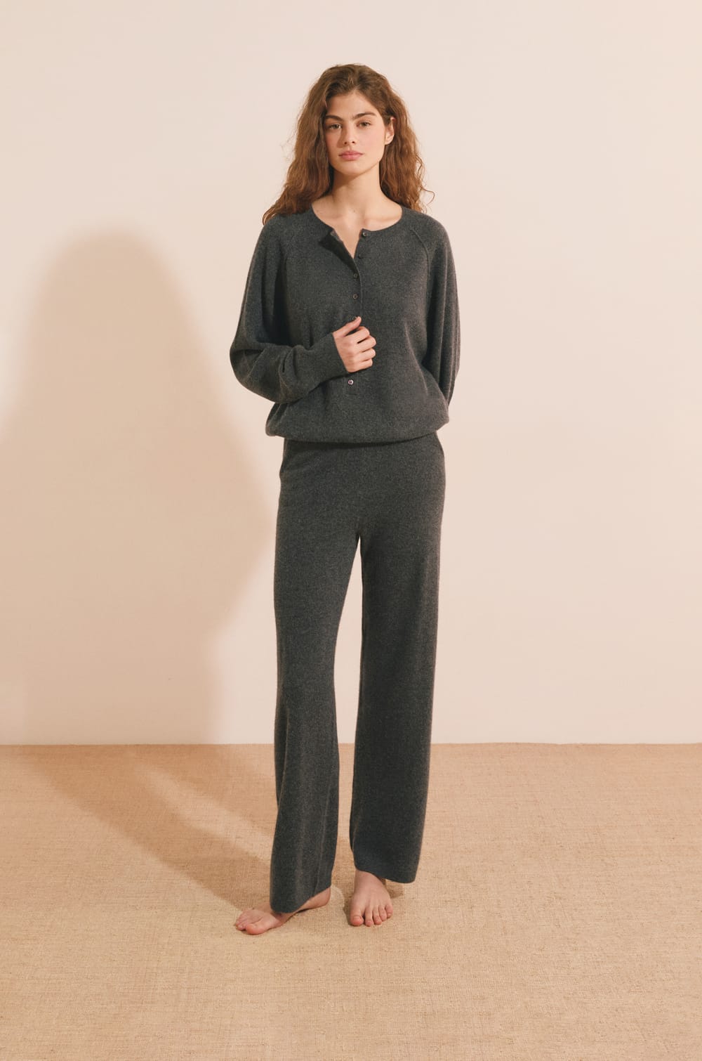 Pull avec boutons 100% cachemire;${refinementColor}