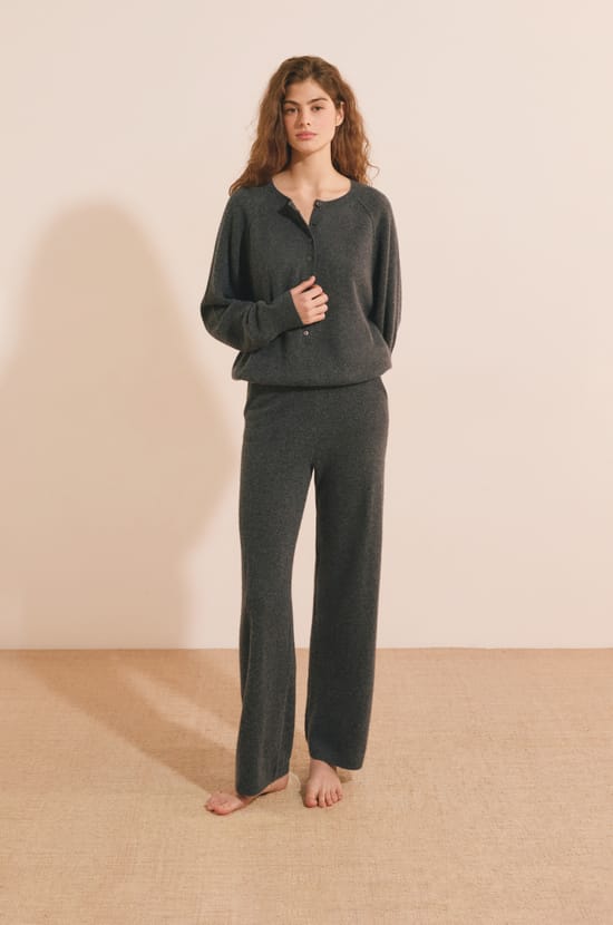Pull avec boutons 100% cachemire;${refinementColor}