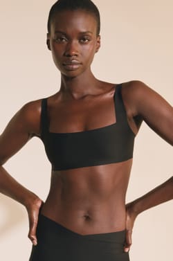 Soutien-gorge brassi&egrave;re en microfibre avec pads amovibles;${refinementColor}