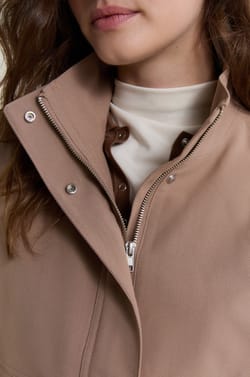 Sleeveless High Neck Jacket;${refinementColor}