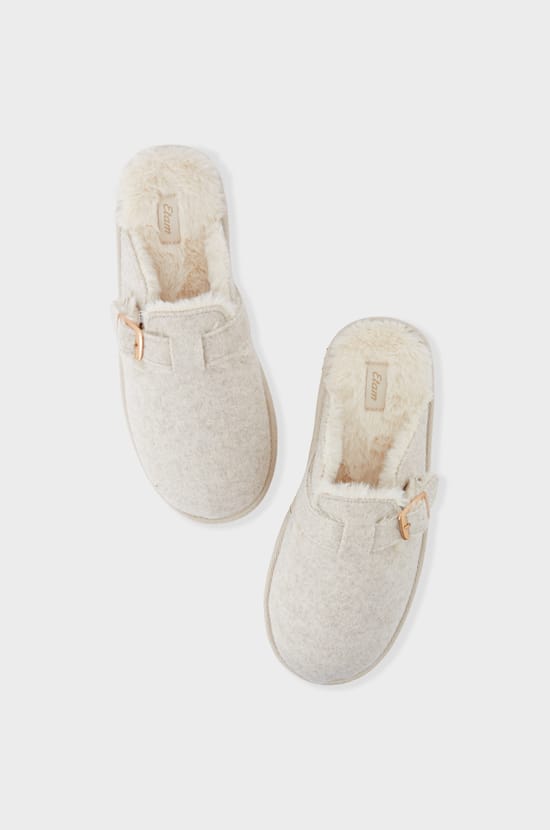 Chaussons mules avec fausse fourrure;${refinementColor}