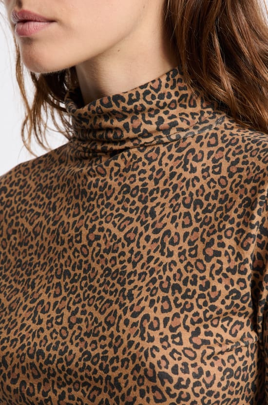 T-shirt thermique col roulé avec cachemire;${refinementColor}