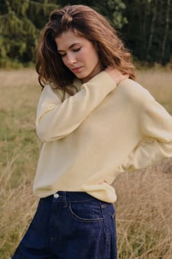 Pull col V 100% cachemire;${refinementColor}