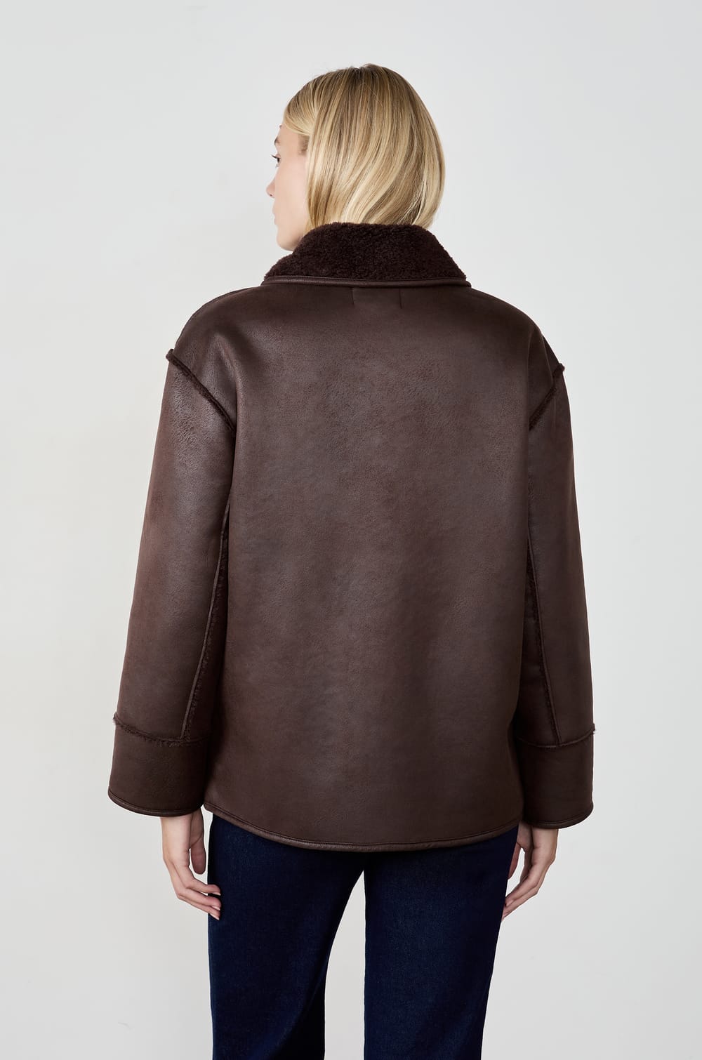 Short coat with faux fur collar;${refinementColor}