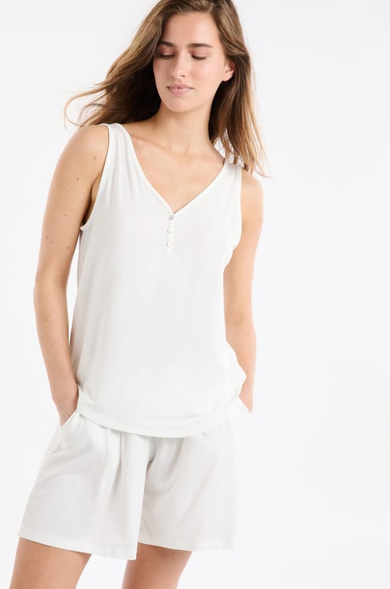 Camiseta sin mangas lisa de modal;${refinementColor}