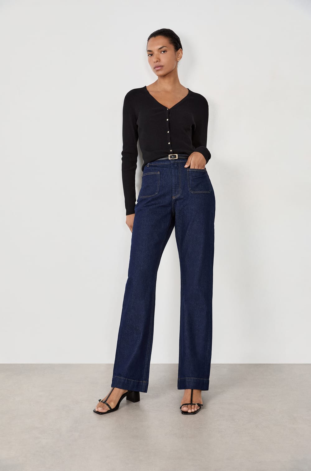 Pantalones vaqueros rectos de algod&oacute;n;${refinementColor}