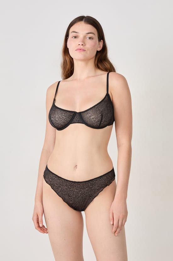Soutien-gorge classique en dentelle;${refinementColor}