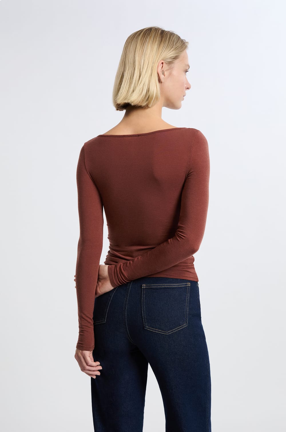 T-shirt col bateau avec laine;${refinementColor}