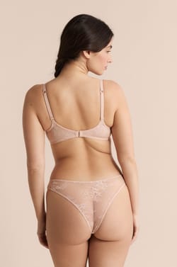 BH N.9 - Balconette mit Stickerei;${refinementColor}