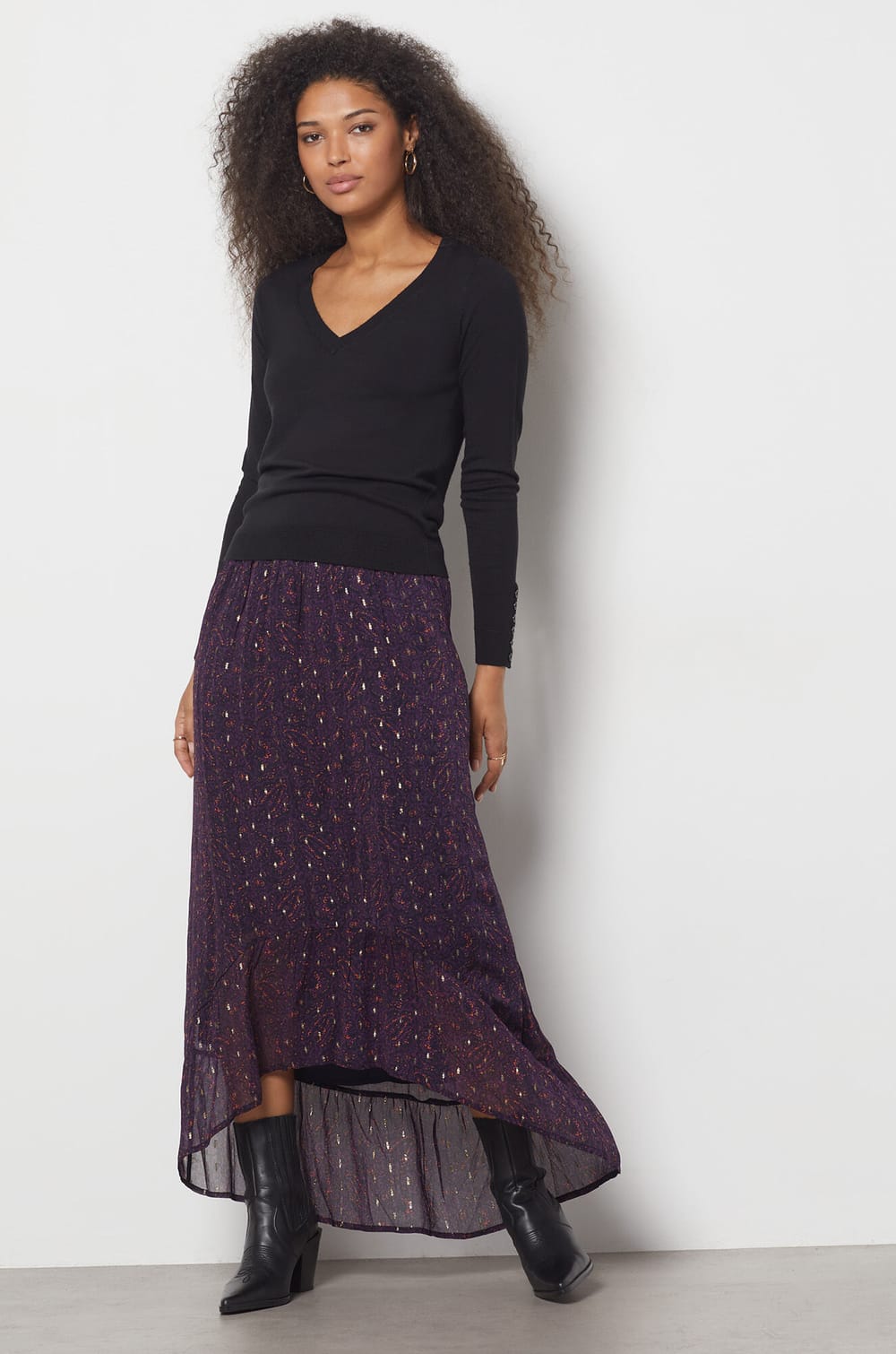 Pull col V;${refinementColor}