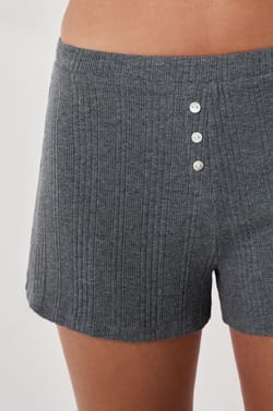 Straight-cut ribbed cotton pyjama shorts;${refinementColor}