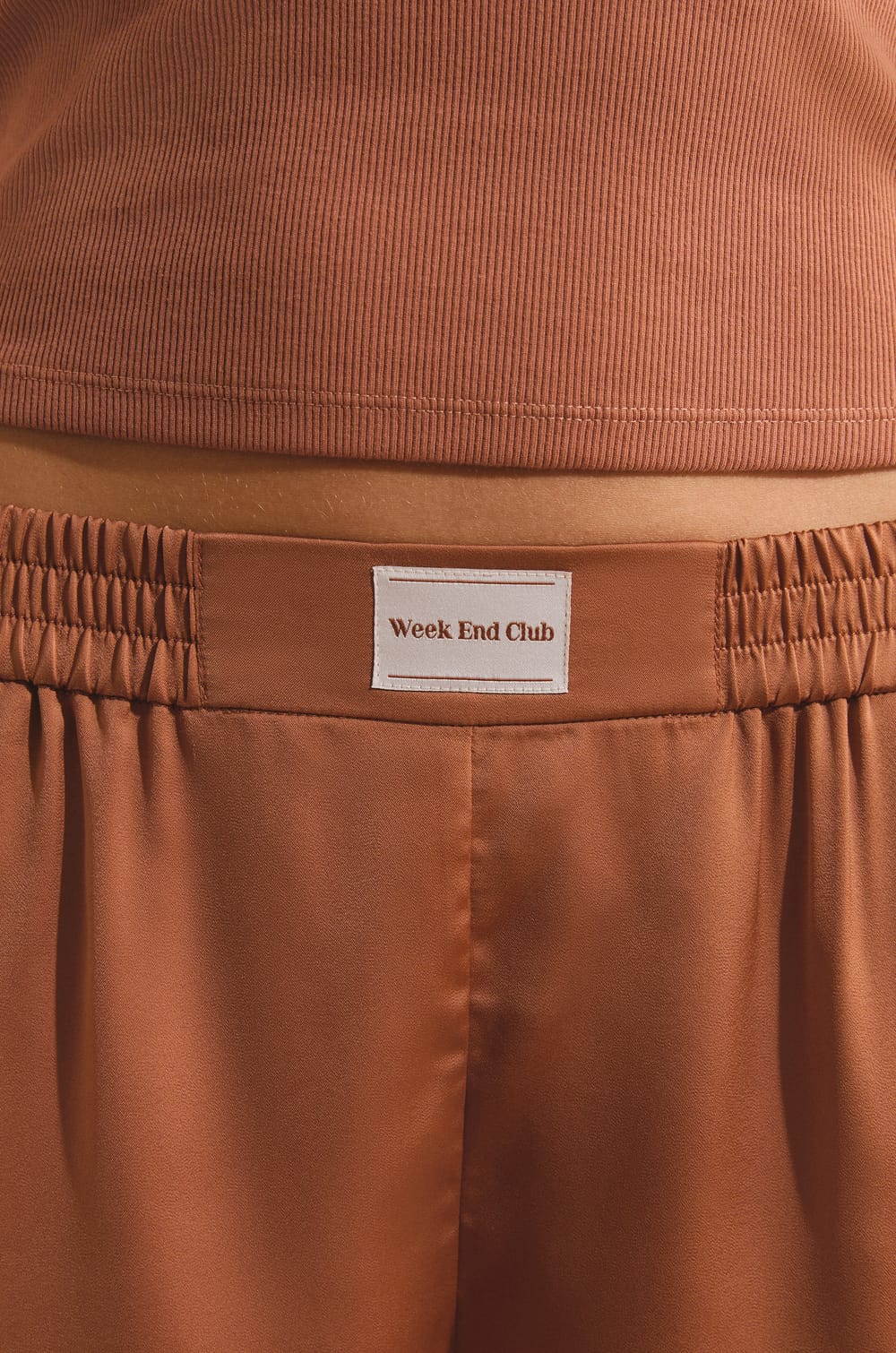 Short de pyjama satin&eacute;;${refinementColor}