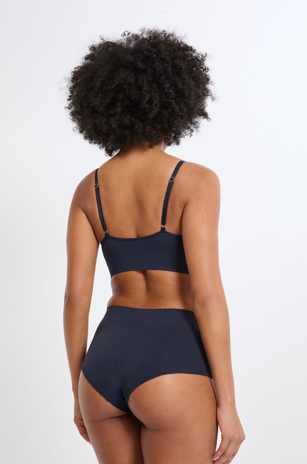 Soutien-gorge brassière push-up;${refinementColor}