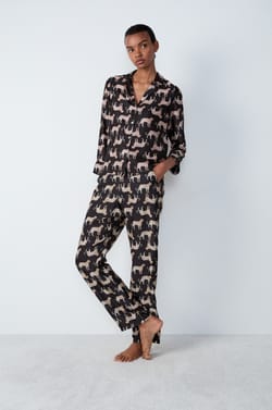 Satin patterned pyjama shirt;${refinementColor}