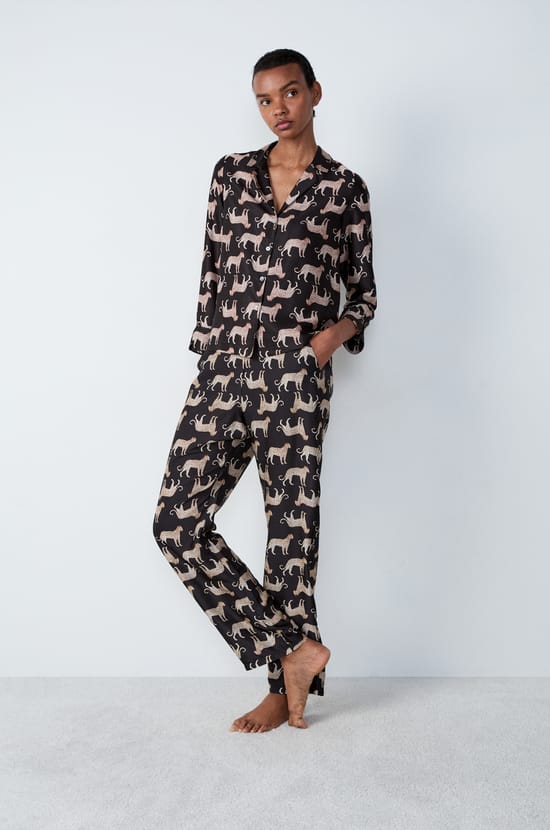 Satin patterned pyjama shirt;${refinementColor}