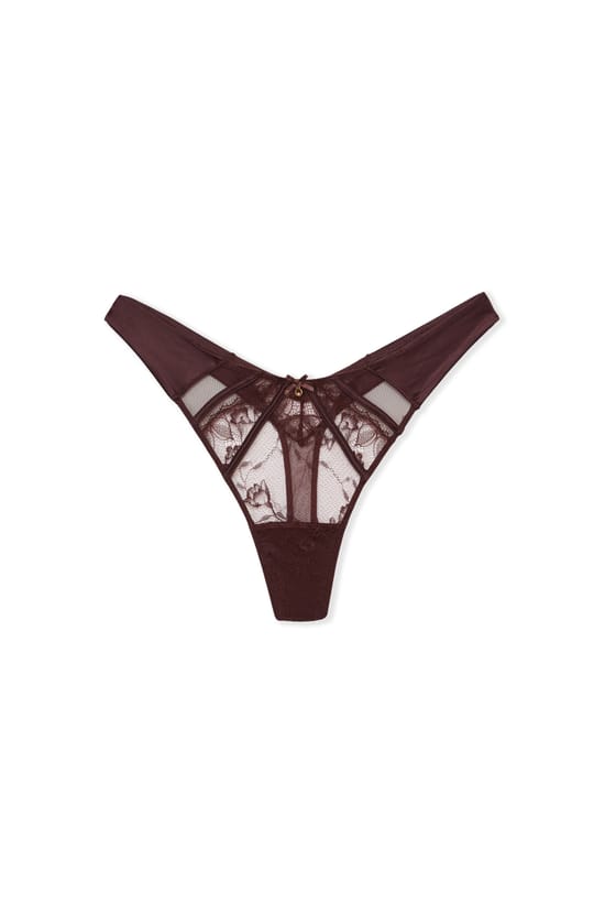 String en dentelle et satin;${refinementColor}