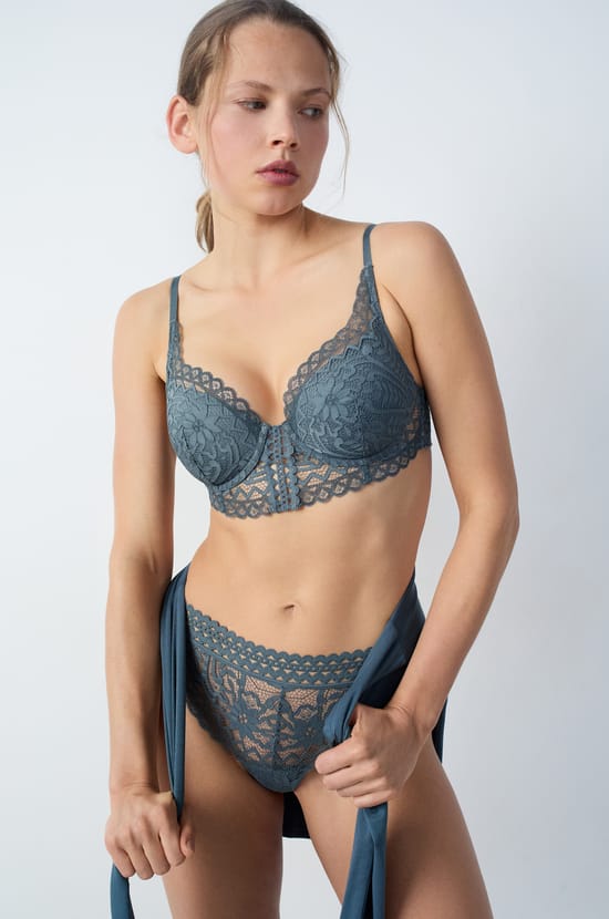 Soutien-gorge N.4 - Le coques fines;${refinementColor}