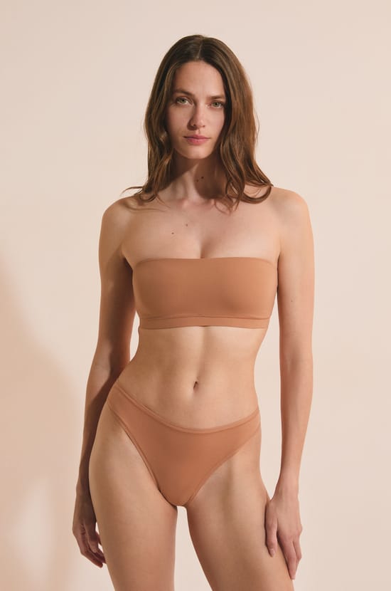 Soutien-gorge bandeau en microfibre;${refinementColor}