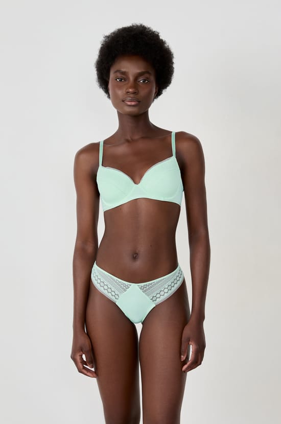 Tanga de encaje;${refinementColor}