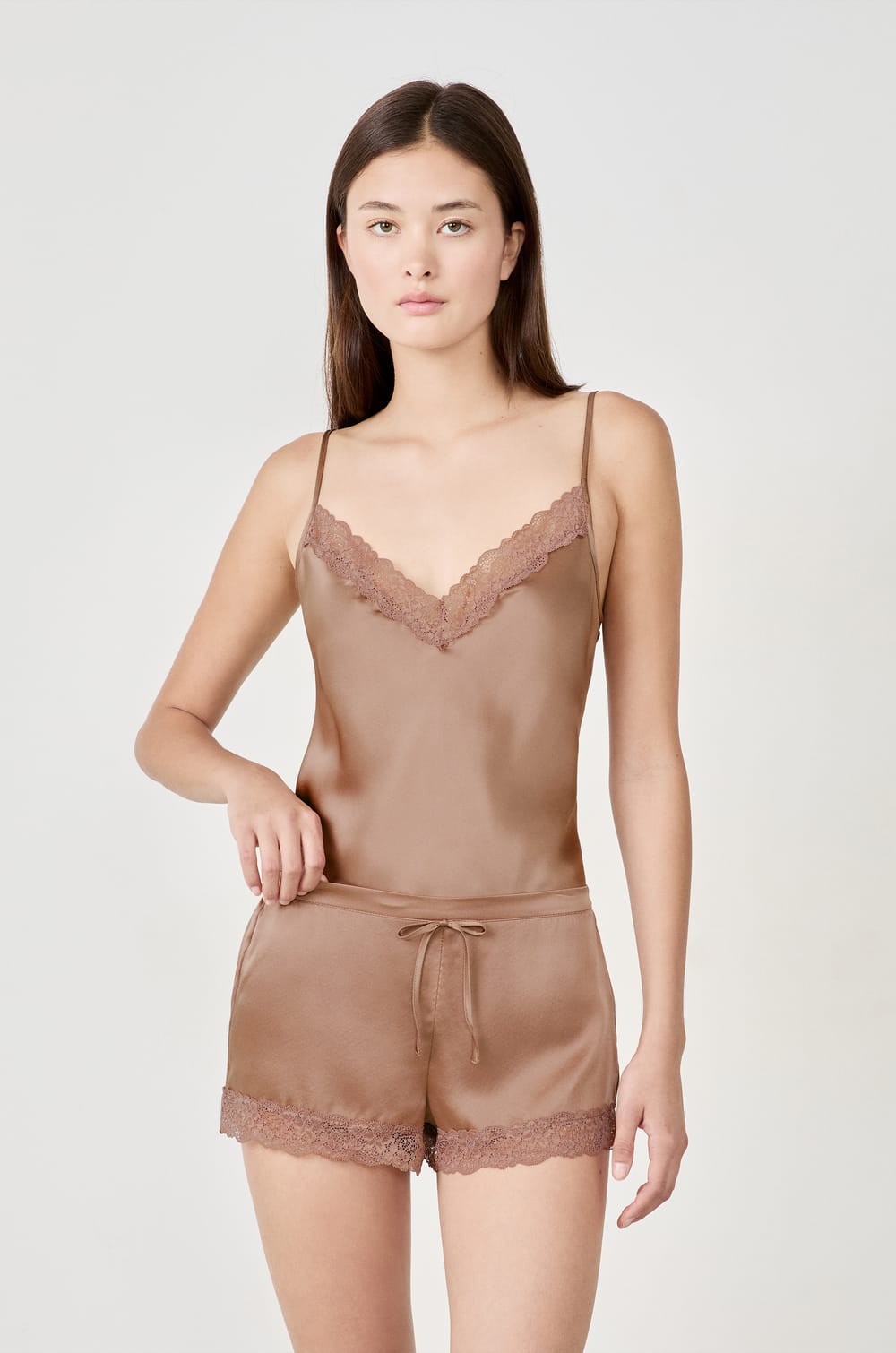 Silk pyjama shorts with lace details;${refinementColor}