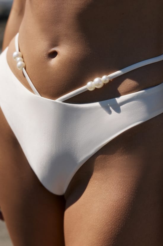 Haut de maillot triangle satin&eacute; avec perles - Etam x H&ocirc;tel Mahfouf;${refinementColor}