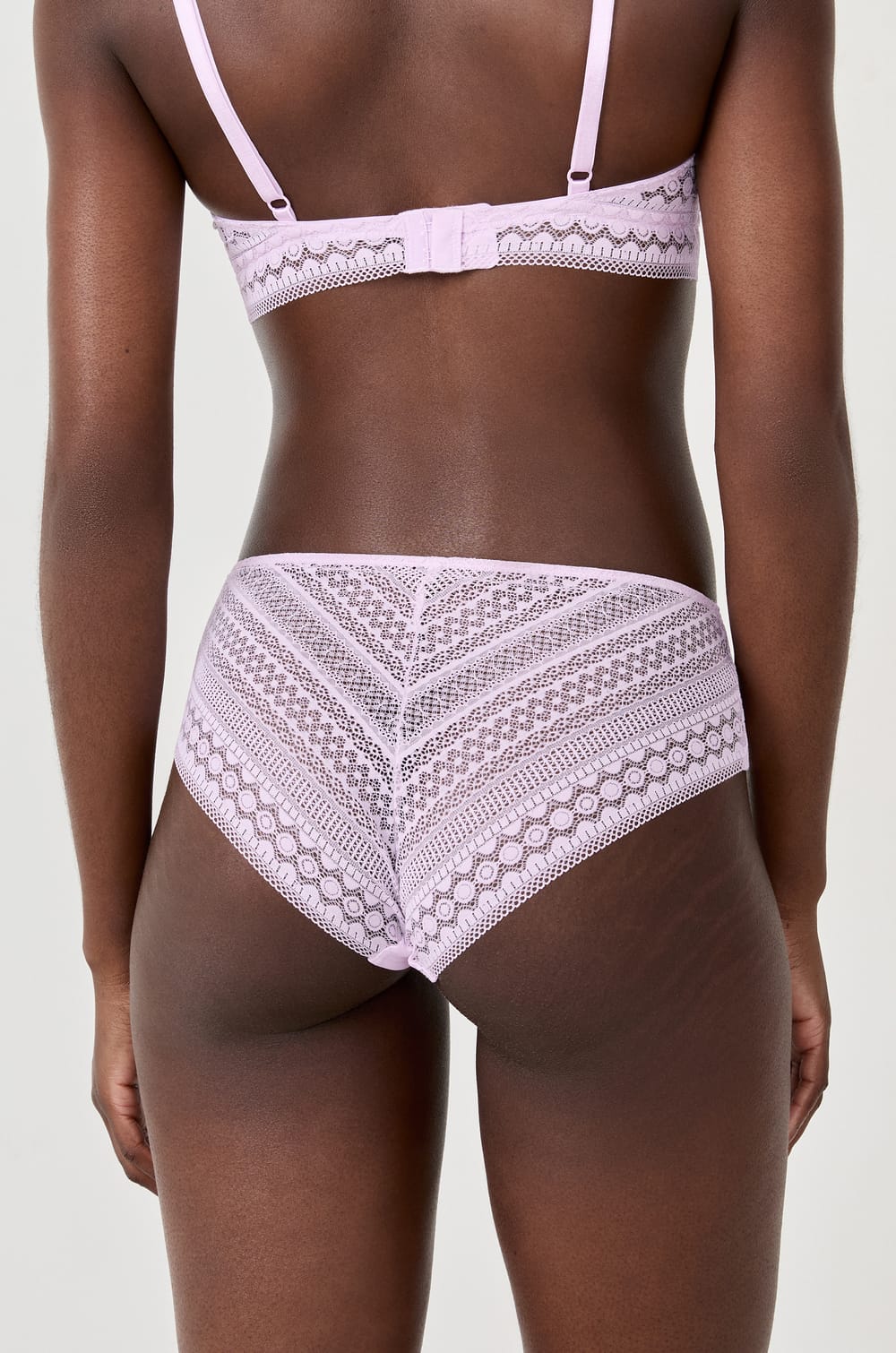 Panty de encaje;${refinementColor}