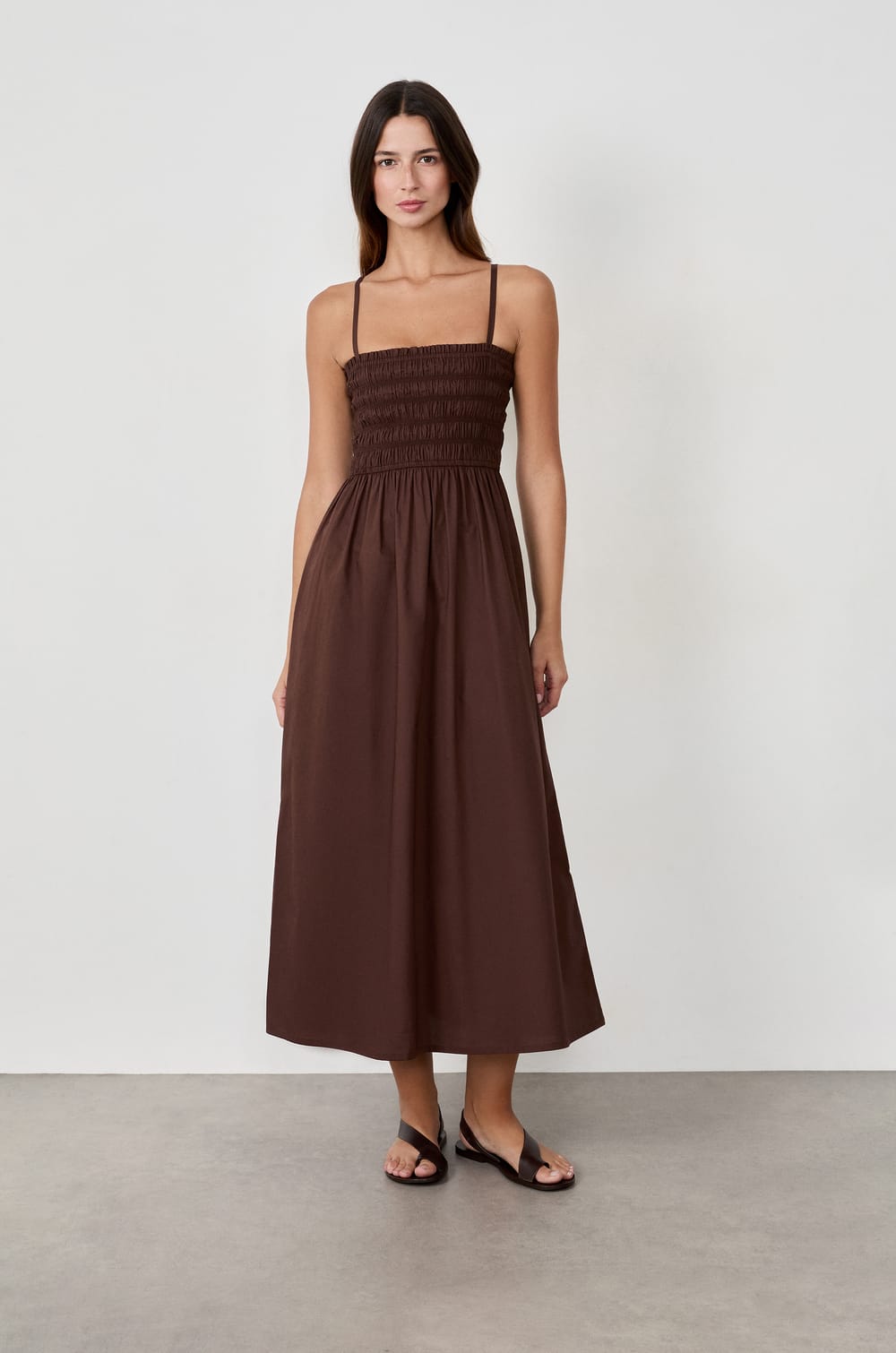 Robe longue manches courtes;${refinementColor}